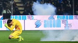 🗣️ 达维德·安切洛蒂：不是所有人，不是所有人。@elchiringuitotv 来源：Madrid Zone🗣️ 问：球迷们向维尼修斯发出嘘声？