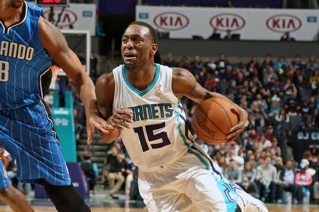 2超巨驰援 2超巨驰援