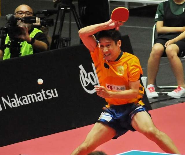 足球名将的 足球名将的