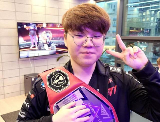 圣诞大战开 圣诞大战开